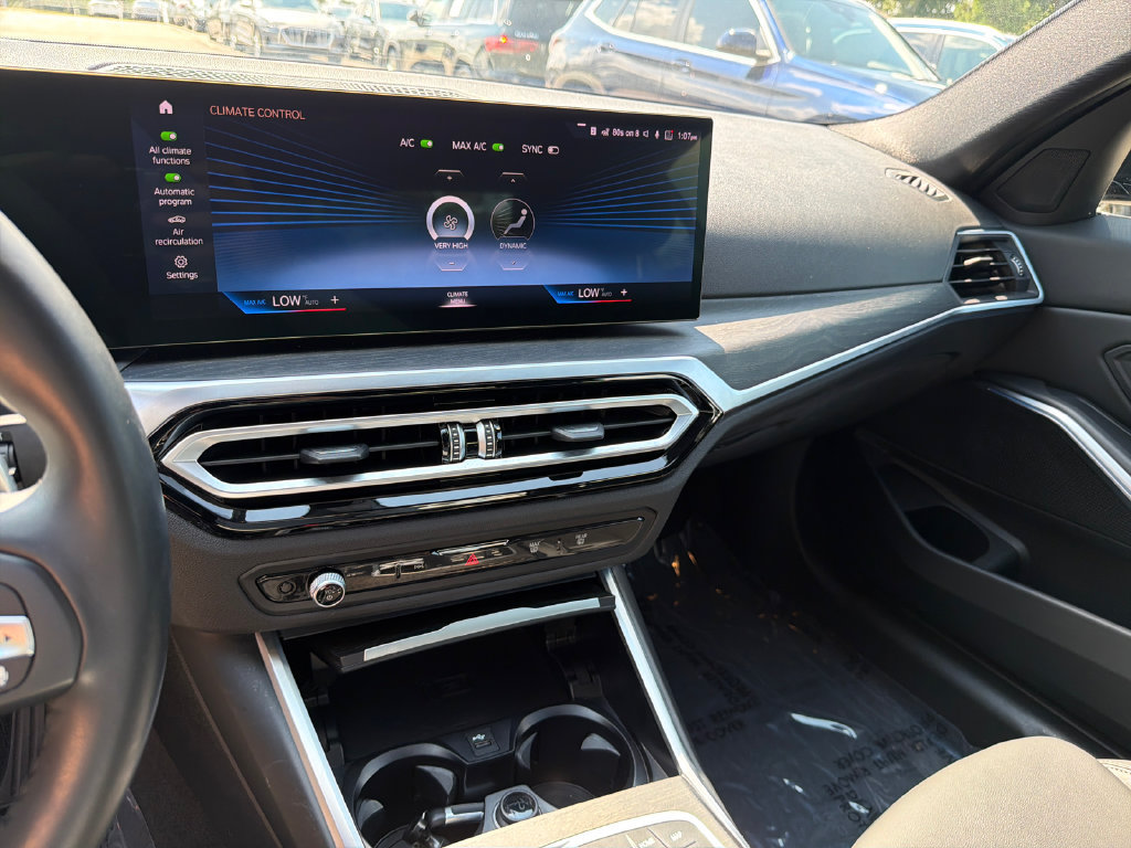 Used 2023 BMW 330i Sedan w/ Convenience Package RWD image 29