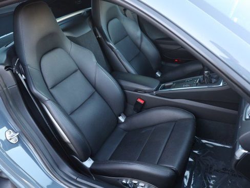 Used 2017 Porsche 718 Cayman S image 45