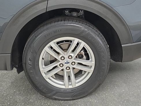 Certified 2023 Ford Explorer XLT w/ Equipment Group 202A AWD/4WD image 32