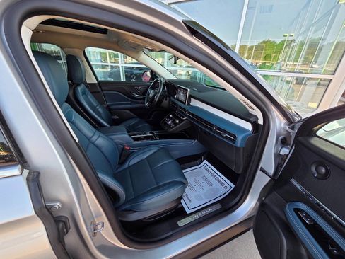 Used 2020 Lincoln Corsair Reserve w/ Equipment Group 202A image 27