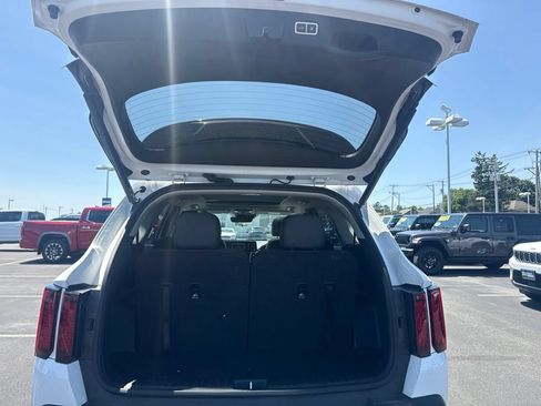 Used 2023 Kia Sorento X-Line EX AWD/4WD image 8