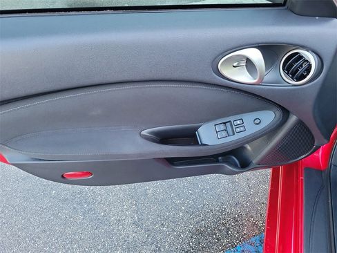 Certified 2020 Nissan 370Z Coupe image 11