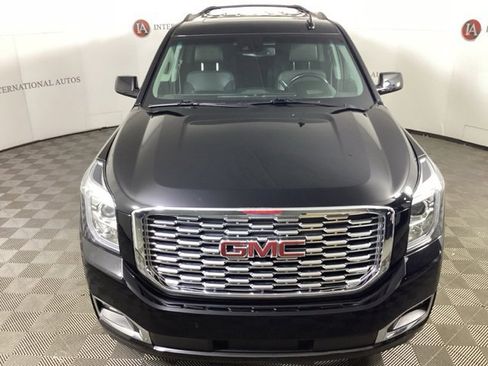Used 2019 GMC Yukon XL Denali w/ Denali Ultimate Package image 2