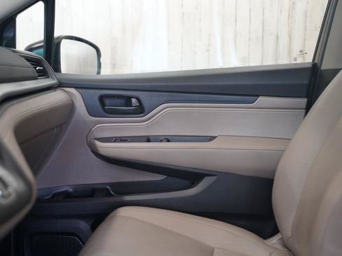 Used 2018 Honda Odyssey EX-L image 31