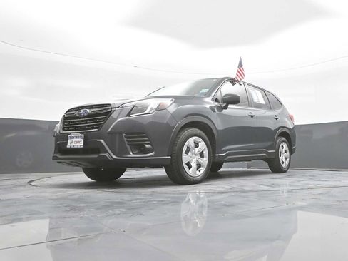Used 2023 Subaru Forester AWD/4WD image 41