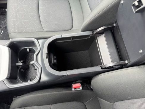 Certified 2025 Toyota RAV4 XLE AWD/4WD image 19