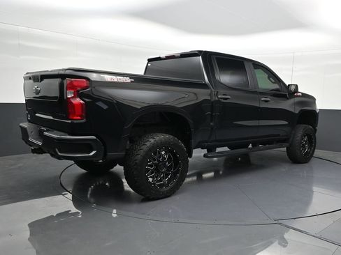 Used 2021 Chevrolet Silverado 1500 Custom Trail Boss w/ Midnight Edition image 5