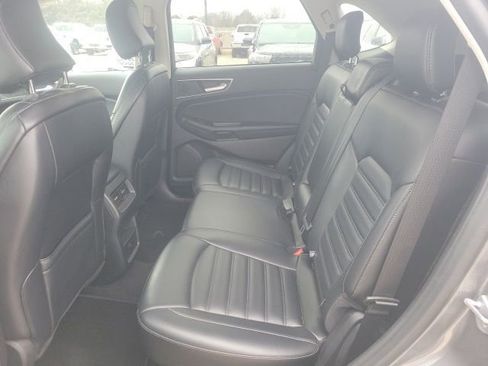 Used 2024 Ford Edge SEL image 16