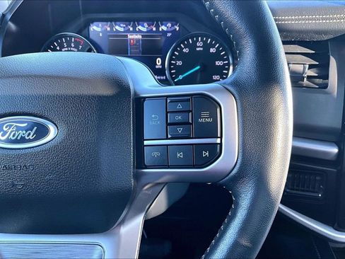 Used 2024 Ford Expedition Max XLT image 19