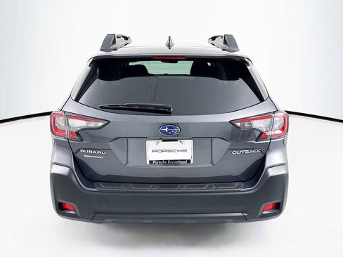 Used 2025 Subaru Outback Premium image 10