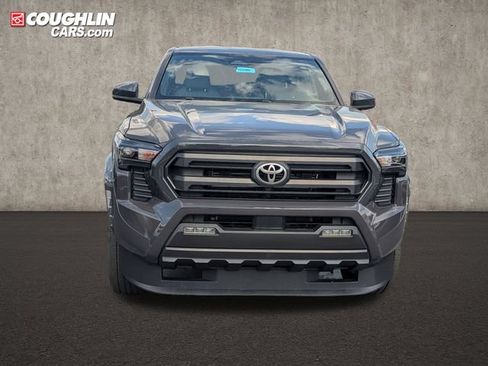 Used 2024 Toyota Tacoma SR5 AWD/4WD image 3