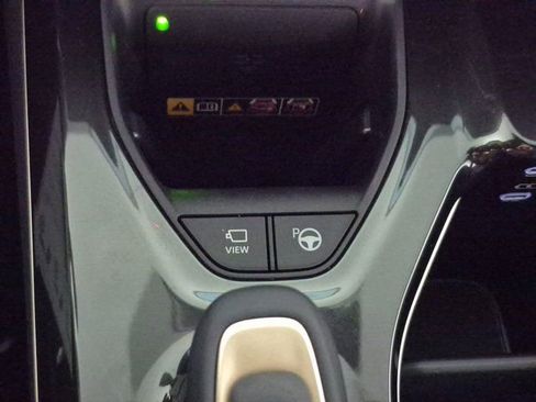 New 2026 Toyota Crown Platinum image 18