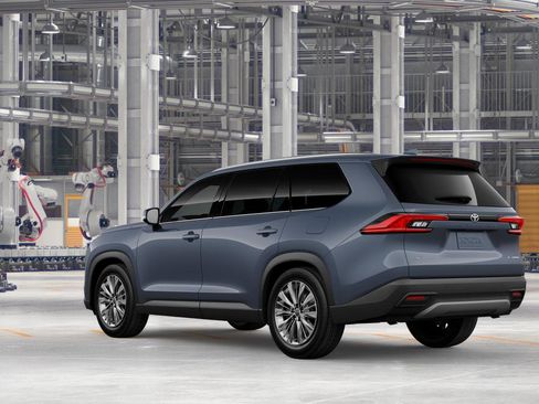 New 2026 Toyota Grand Highlander Platinum image 6