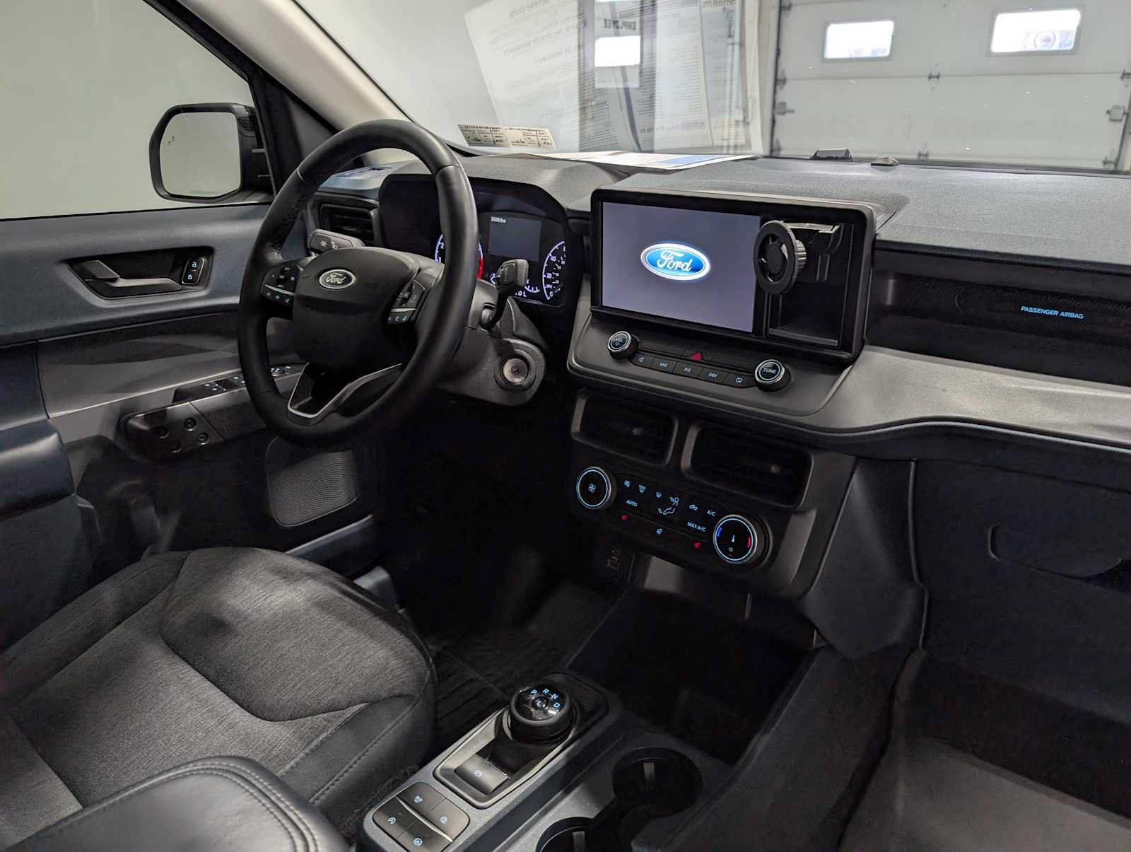 Used 2024 Ford Maverick XLT w/ XLT Luxury Package AWD/4WD image 32
