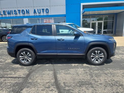 New 2026 Chevrolet Equinox LT w/ Convenience Package II image 2