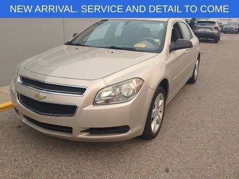 Used 2010 Chevrolet Malibu LS FWD image 12
