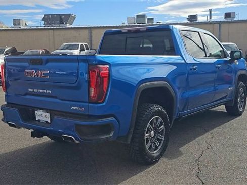 Used 2024 GMC Sierra 1500 AT4 w/ Technology Package image 8