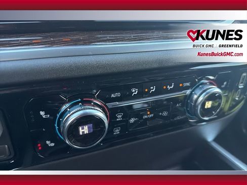 New 2026 GMC Sierra 1500 Elevation w/ Elevation Premium Package image 23