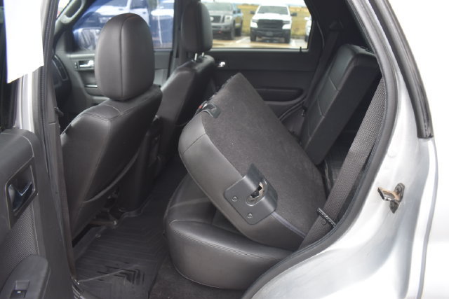 Used 2010 Ford Escape Limited AWD/4WD image 21