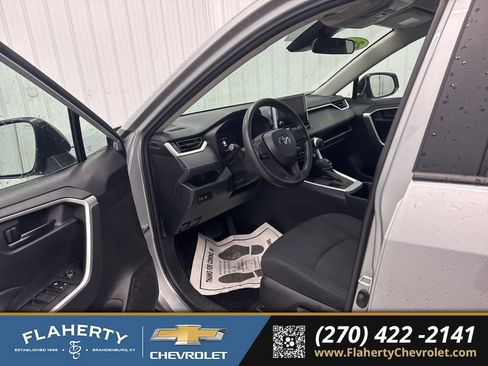 Used 2024 Toyota RAV4 LE image 10