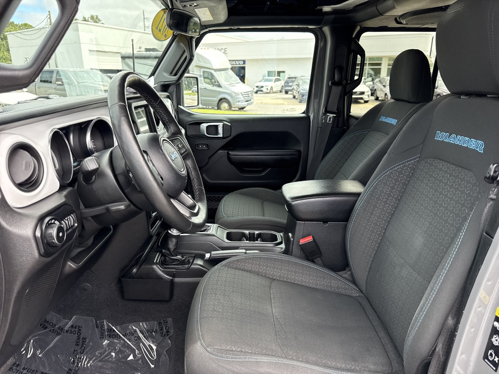 Used 2021 Jeep Wrangler Unlimited Sport AWD/4WD image 9
