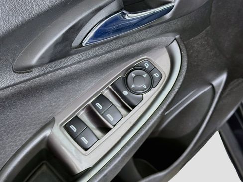 Used 2022 Chevrolet Malibu RS FWD image 15