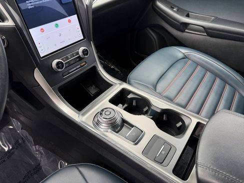 Used 2022 Ford Edge SEL w/ Sport Appearance Package image 13