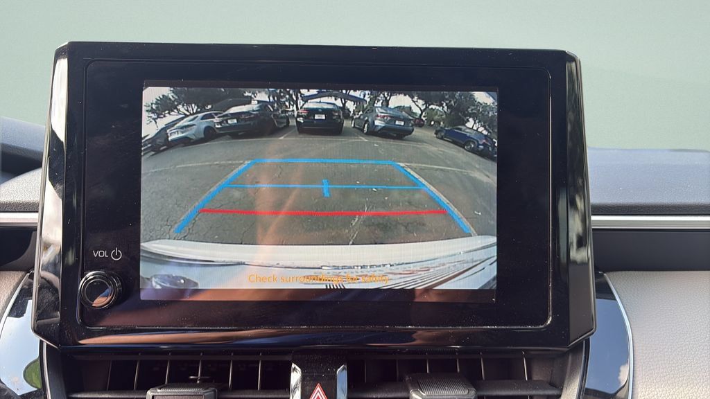 Used 2023 Toyota Corolla LE FWD image 16
