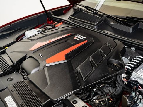 Certified 2024 Audi RS Q8 image 52