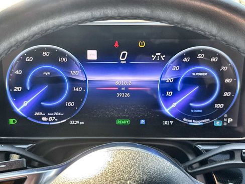 Used 2023 Mercedes-Benz EQE 500 4MATIC SUV w/ Pinnacle Trim Package image 23