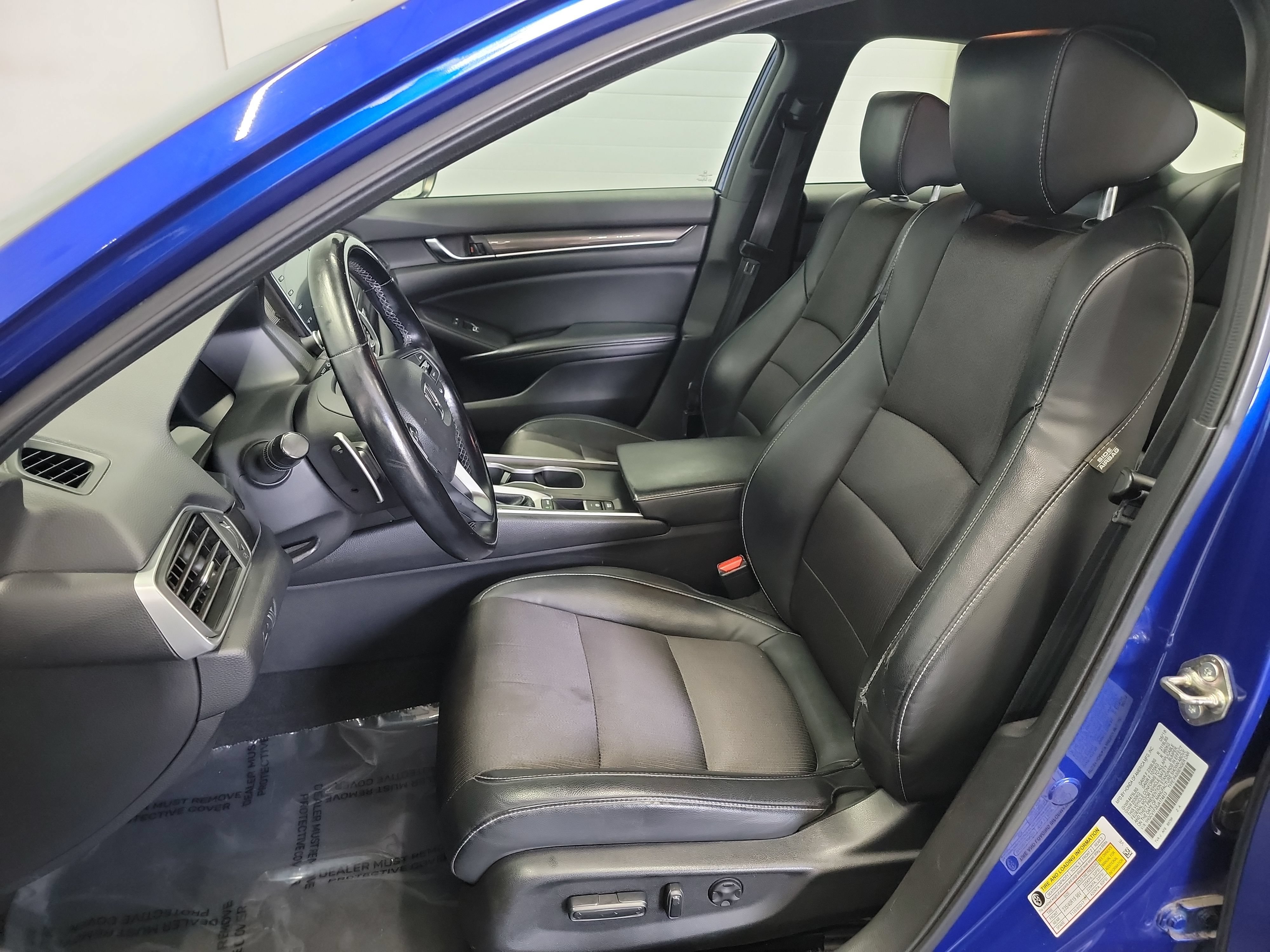 Used 2018 Honda Accord Sport image 12