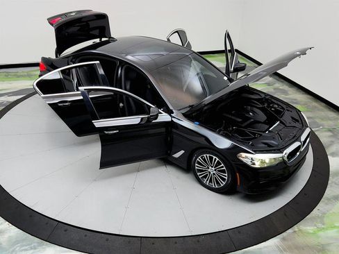 Used 2017 BMW 530i image 35