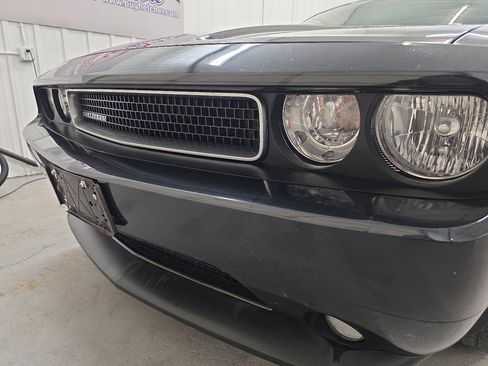Used 2014 Dodge Challenger SXT Plus image 6