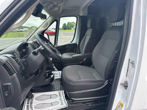 Used 2023 RAM ProMaster 2500 FWD image 9