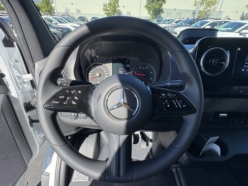 New 2025 Mercedes-Benz Sprinter 2500 image 23