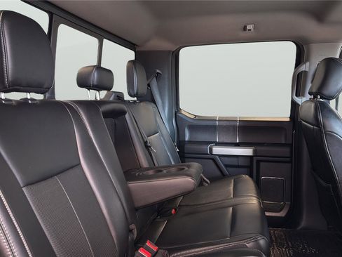 Certified 2021 Ford F250 Lariat w/ Lariat Value Package AWD/4WD image 17
