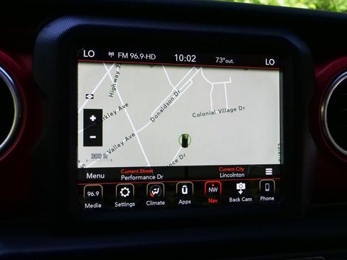 Used 2018 Jeep Wrangler Unlimited Rubicon AWD/4WD image 10