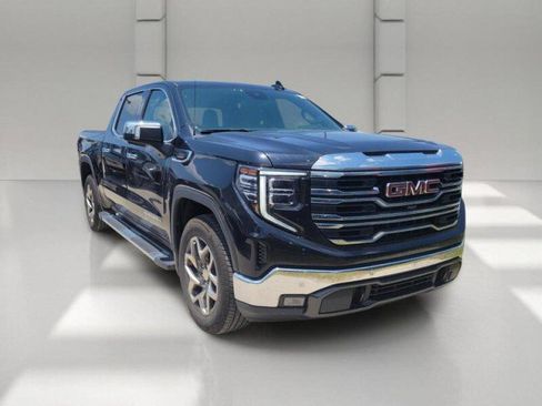 Used 2024 GMC Sierra 1500 SLT w/ SLT Premium Plus Package RWD image 3