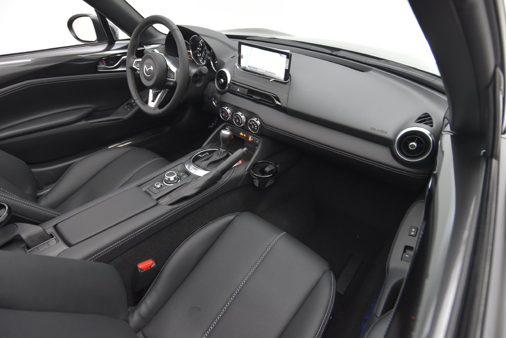 Used 2025 MAZDA MX-5 Miata RF Grand Touring RWD image 31