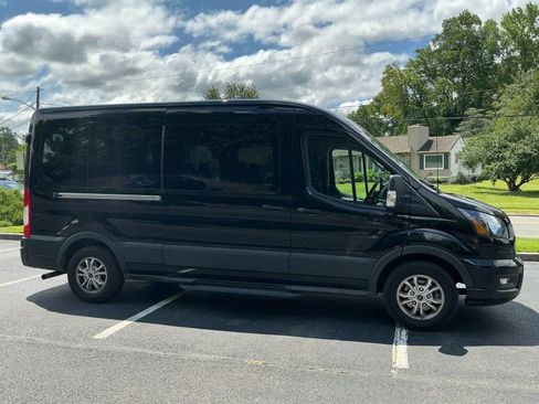 Used 2025 Ford Transit 350 XLT RWD image 3