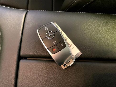 Certified 2026 Mercedes-Benz GLE 350 4MATIC image 15