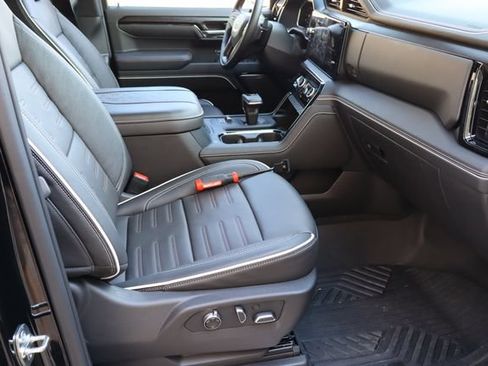 Used 2026 GMC Sierra 1500 AT4X w/ AT4X AEV Edition AWD/4WD image 17
