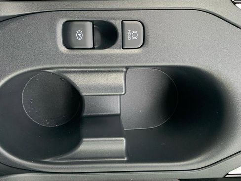 Used 2025 Toyota Corolla LE w/ LE Premium Package image 17