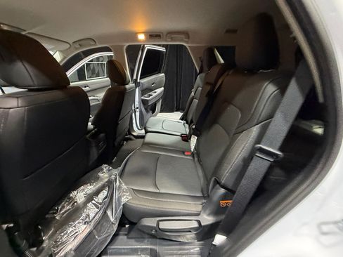 New 2026 Nissan Pathfinder SL image 17