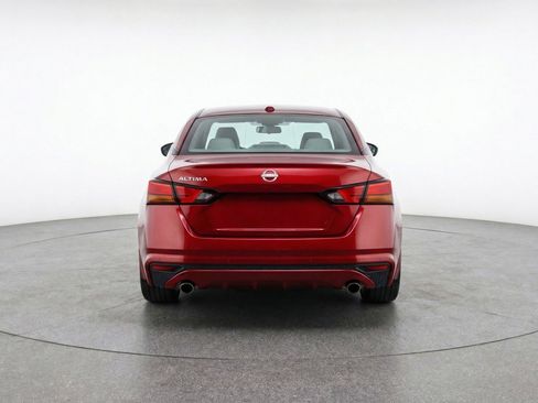Used 2025 Nissan Altima 2.5 SV image 7