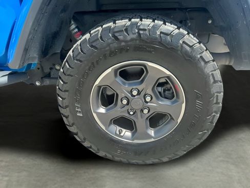 Used 2020 Jeep Gladiator Rubicon AWD/4WD image 29