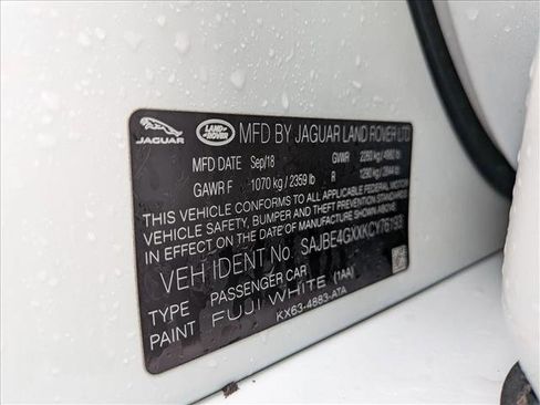 Used 2019 Jaguar XF Prestige image 26