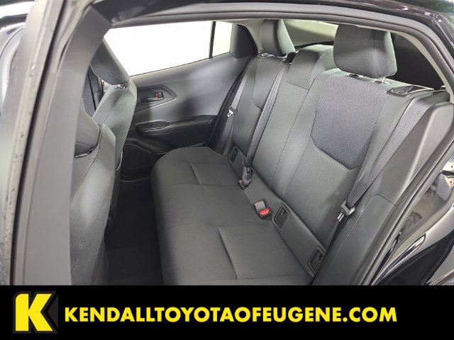 Used 2025 Toyota Prius LE FWD image 22
