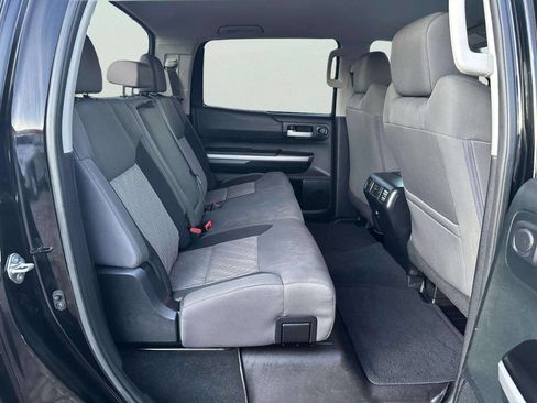 Used 2017 Toyota Tundra SR5 image 19