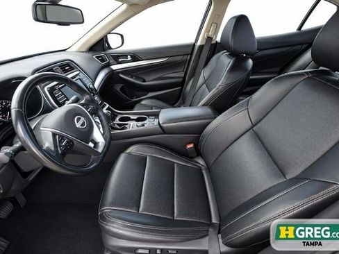 Used 2023 Nissan Maxima SV w/ Floor Mat Group FWD image 10